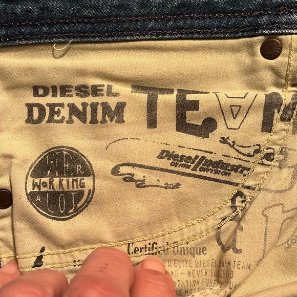 Diesel jeans, W-31, L-30 never worn no tags - Picture 4 of 5